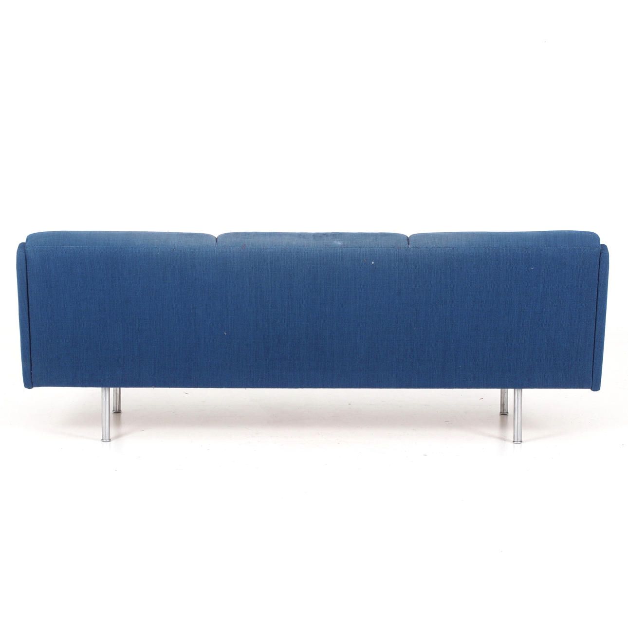 HANS J WEGNER. Sofa, “Airport”. AP-35/3. THE A.P. Stolen, Denmark 