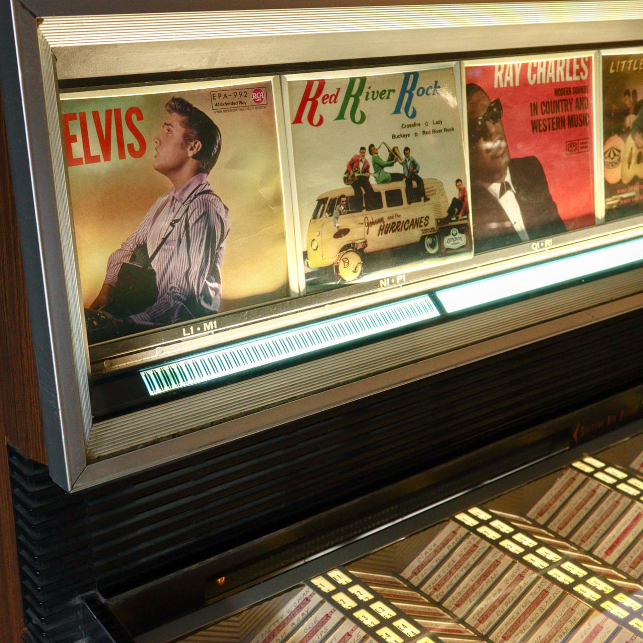 JUKEBOX SEEBURG SS160/ESS160 STEREO SHOWCASE 1960/1970