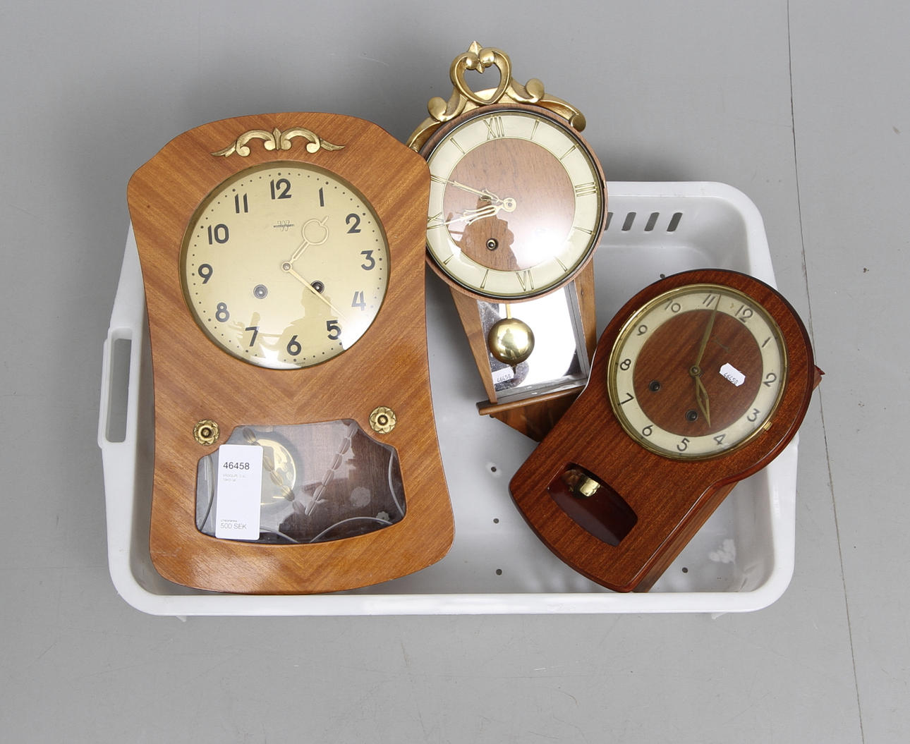 VÄGGUR, 3 st, 1940-tal.