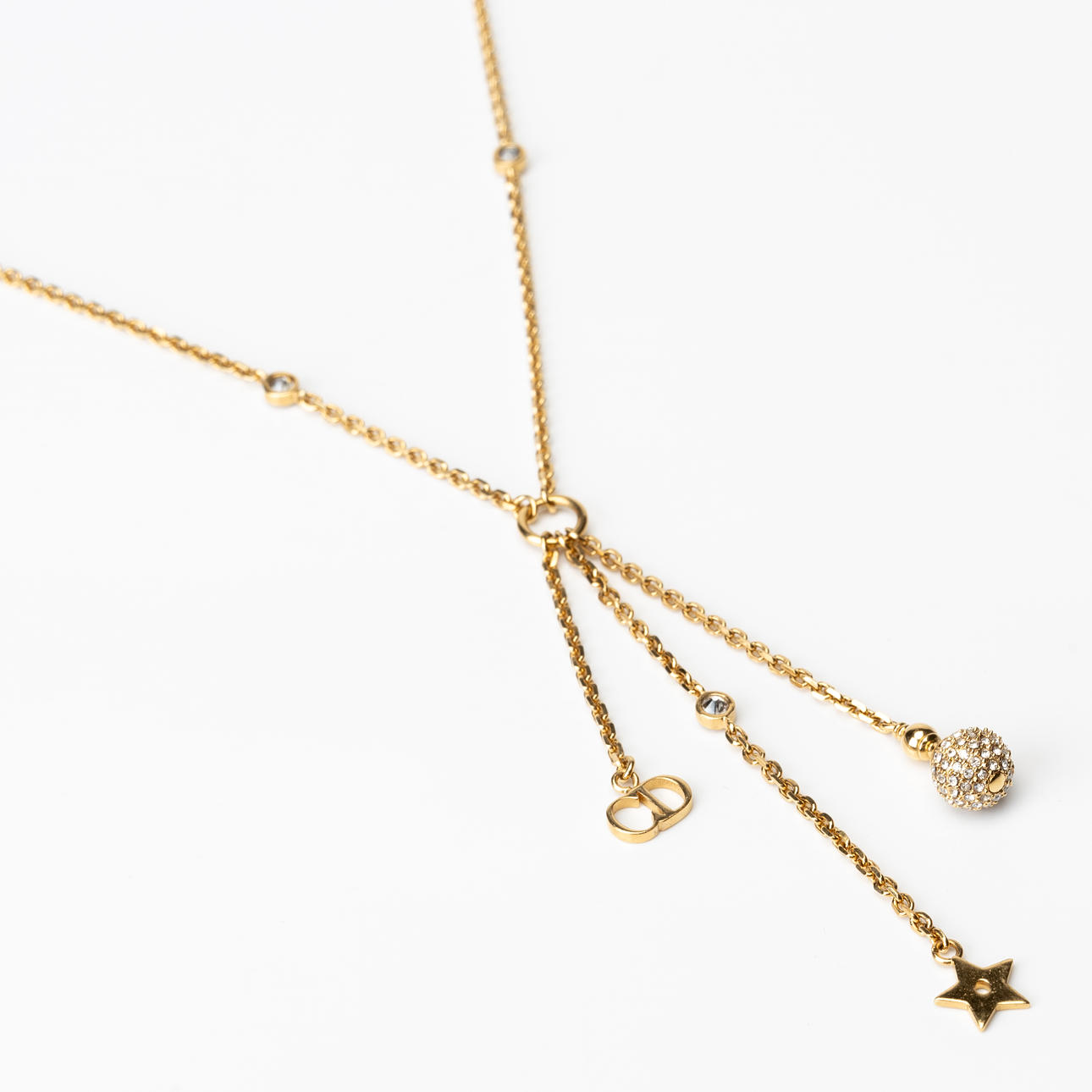 CHRISTIAN DIOR, necklace.