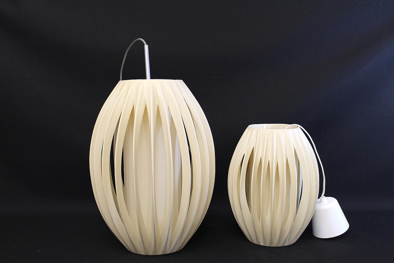 LAMPOR, 2 st, metall och plast.