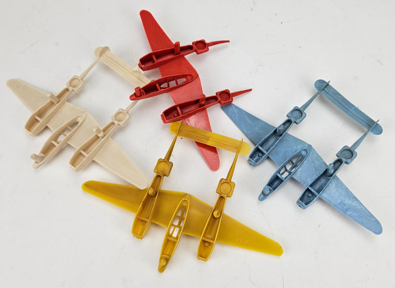 LOT MODEL AIRCRAFT, plastic, Lockhead P-38.