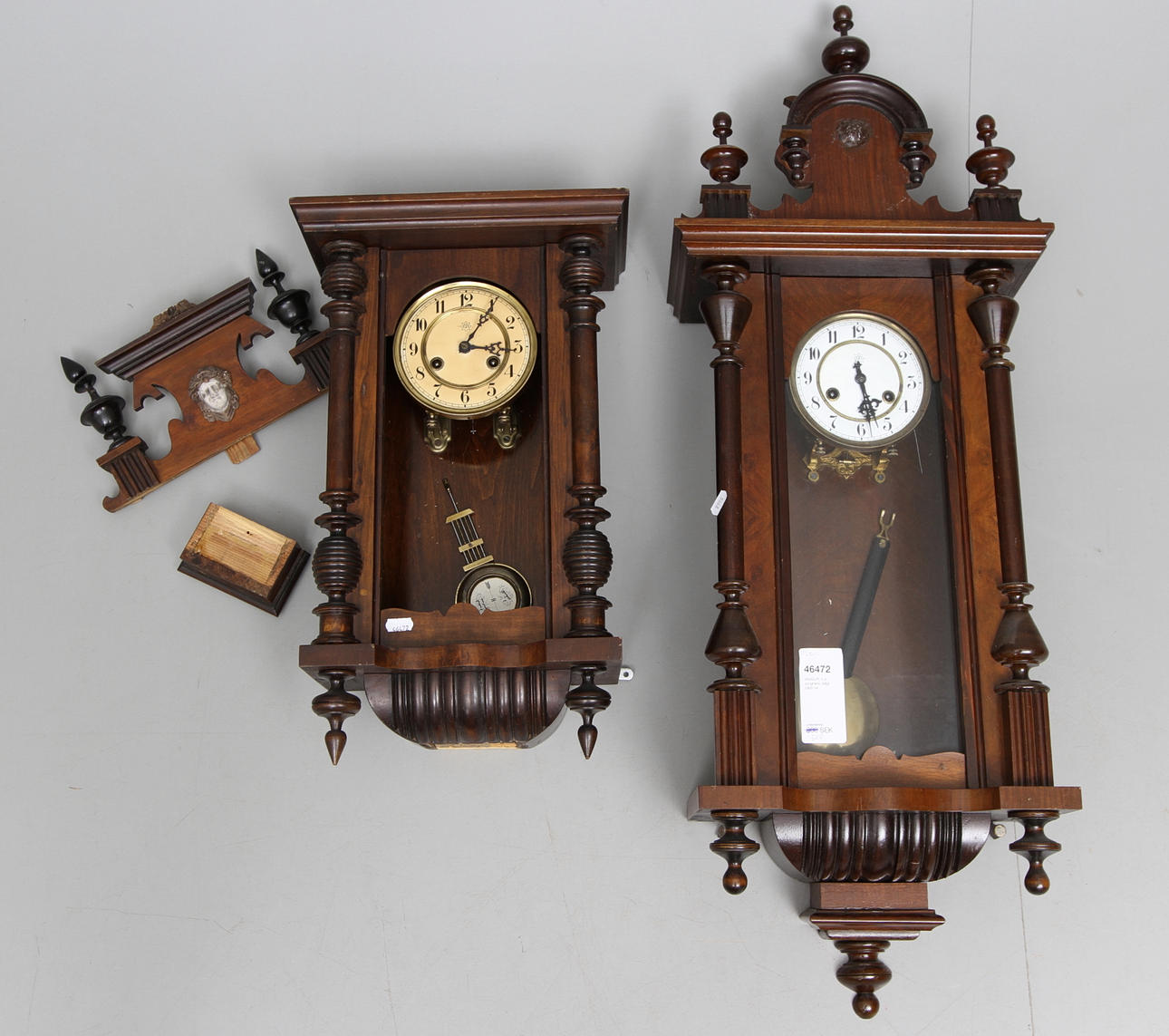 VÄGGUR, 2 st, Junghans, tidigt 1900-tal.