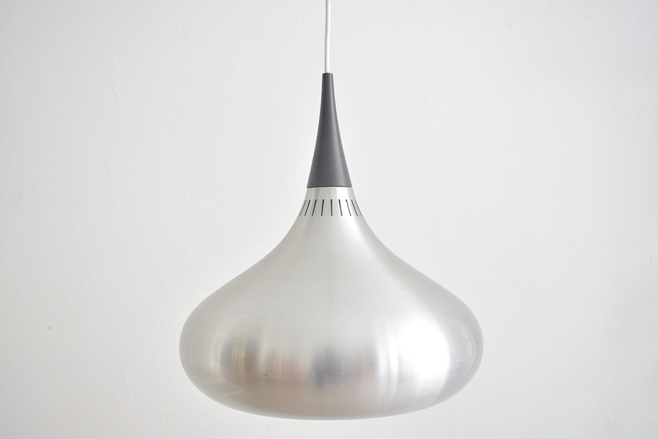 JO HAMMERBORG. Taklampa, 1900-tal.