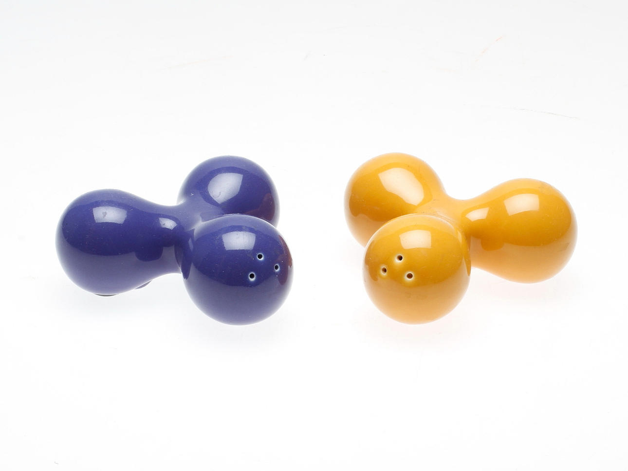 SALT- OCH PEPPARKAR, keramik, "Toi", Arabia, Finland.