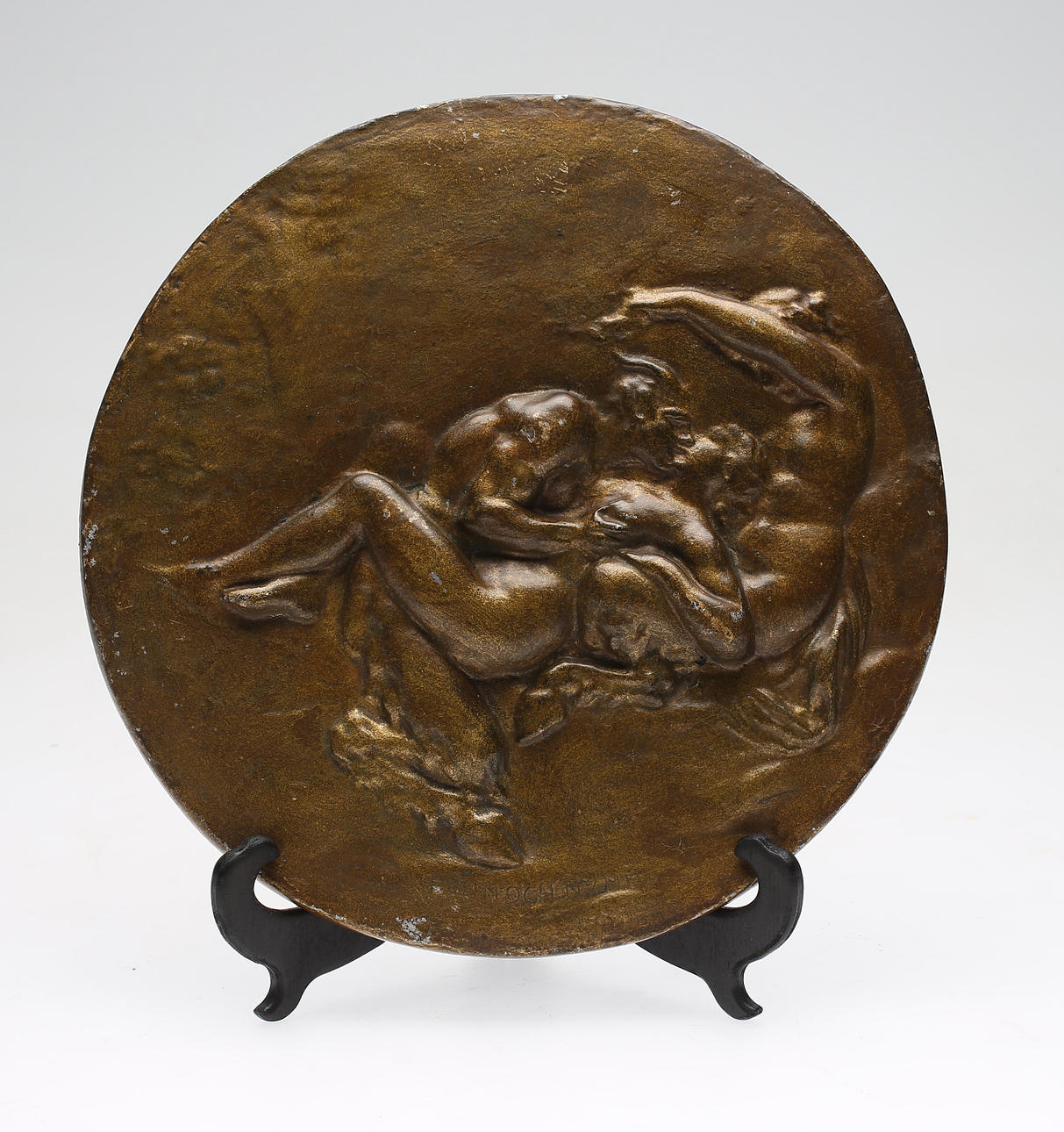 VÄGGPLAKETT, "Faun och nymf", metall, troligen 1920/30-tal.