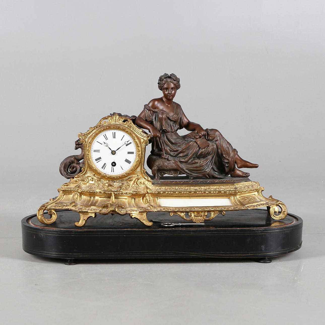 BORDSPENDYL, metall/mässing, 18/1900-tal.