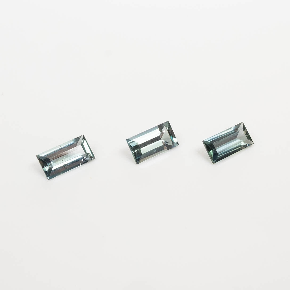 SAFIRER, 0,63 ct.