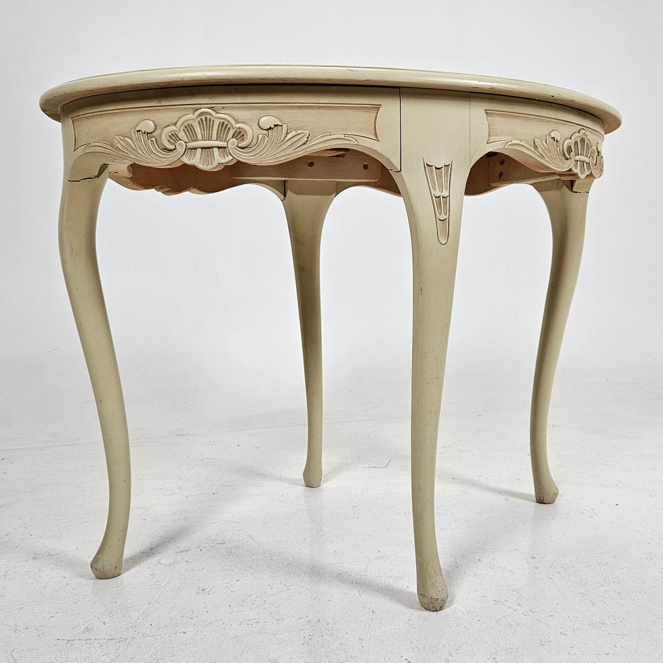 A rococo style table, first half of the 20th century. Furniture ...