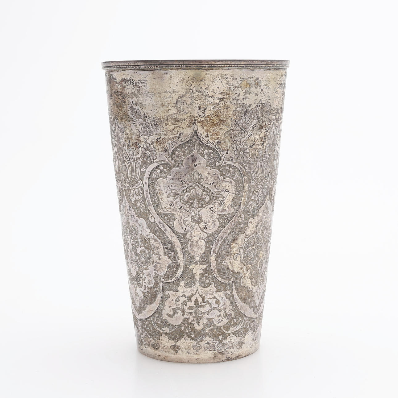 BEAKER, SILVER, PERSIA, WEIGHT 222 GRAMS.
