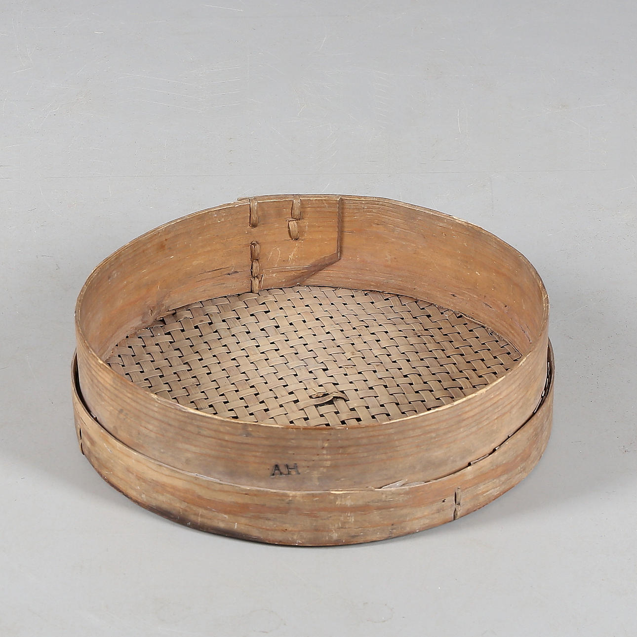 MJÖLSIKT, trä/rotting, 1800-tal.