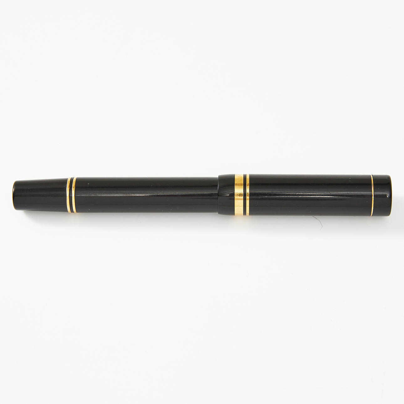 PARKER, reservoarpenna, spets i 18k guld, svart resin. Vintagekläder ...