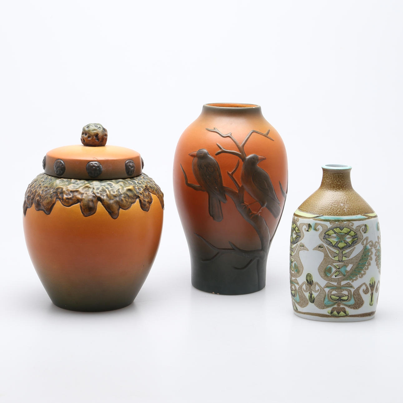 KERAMIKFÖREMÅL, 3 delar, Ipsens Enke och Aluminia.