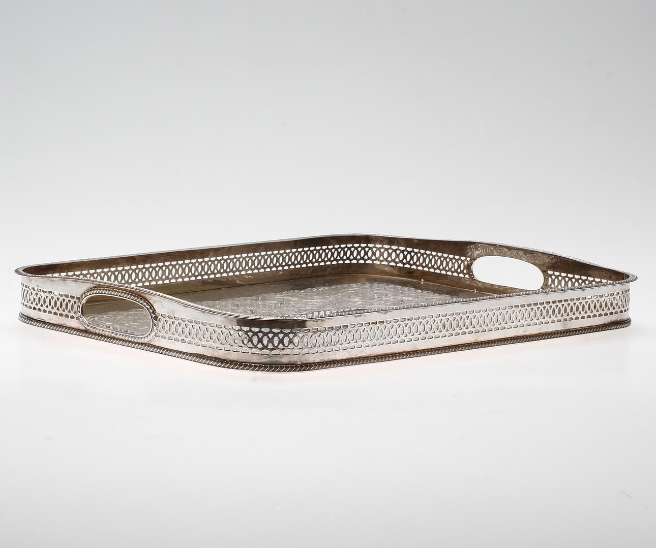 SERVERINGSBRICKA, silverpläter, England.