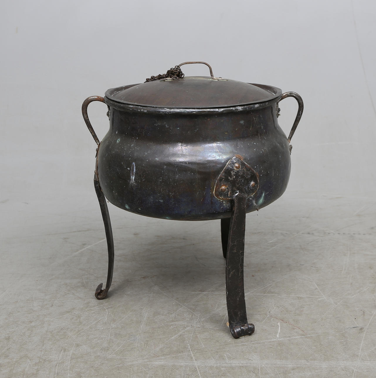 GRYTA på BEN, koppar, 1800-tal.