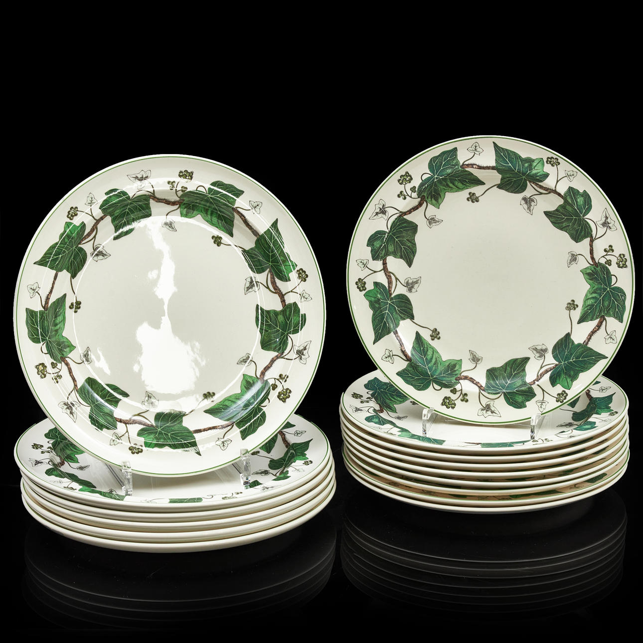DINNERWARE SET, 99 dlr., “Napoleon Ivy”, porcelain with transfer