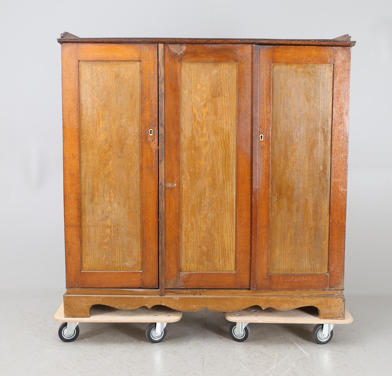 SKÄNK, daterad 1865.