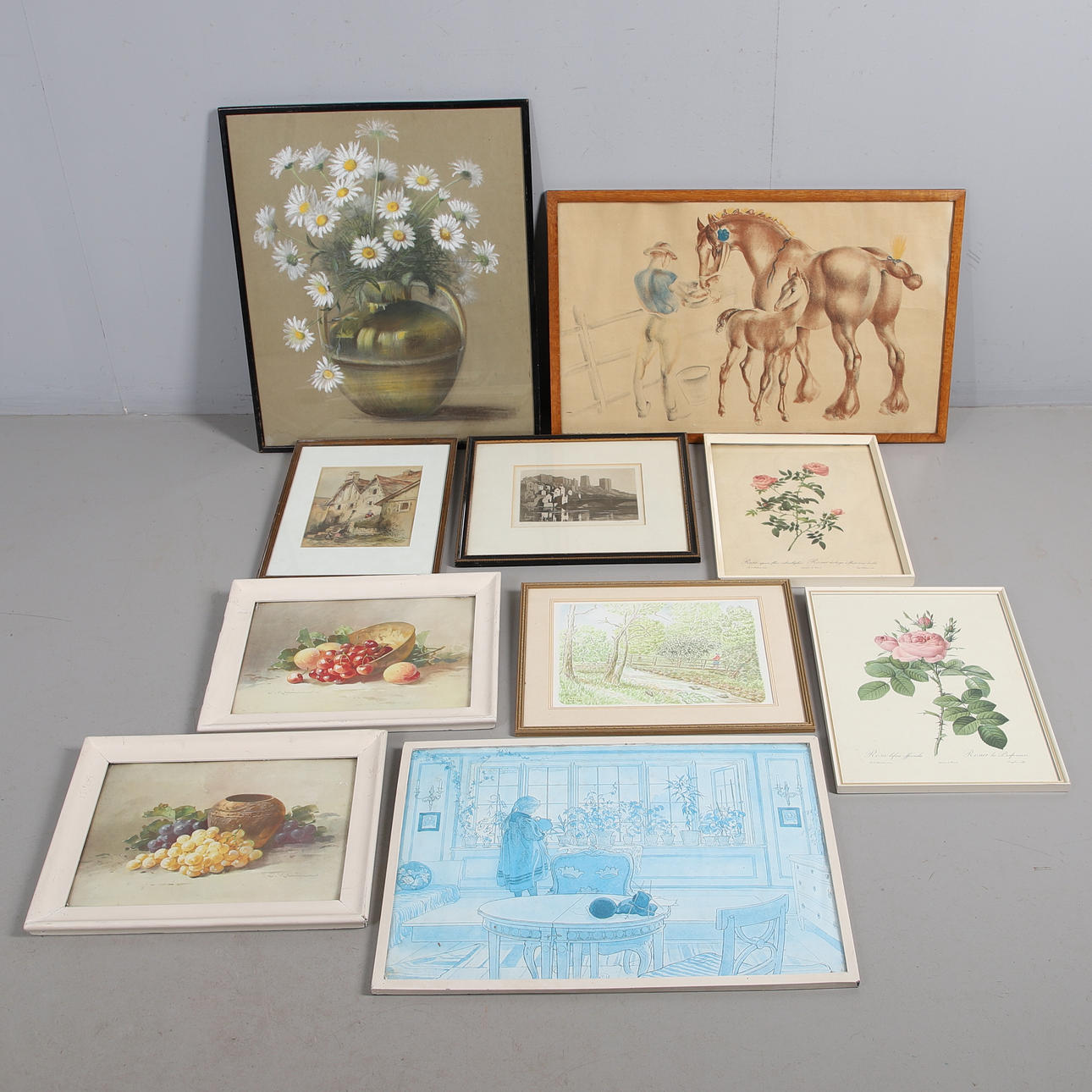 MÄÄRÄ KUVIA JA TULOSTEITA.