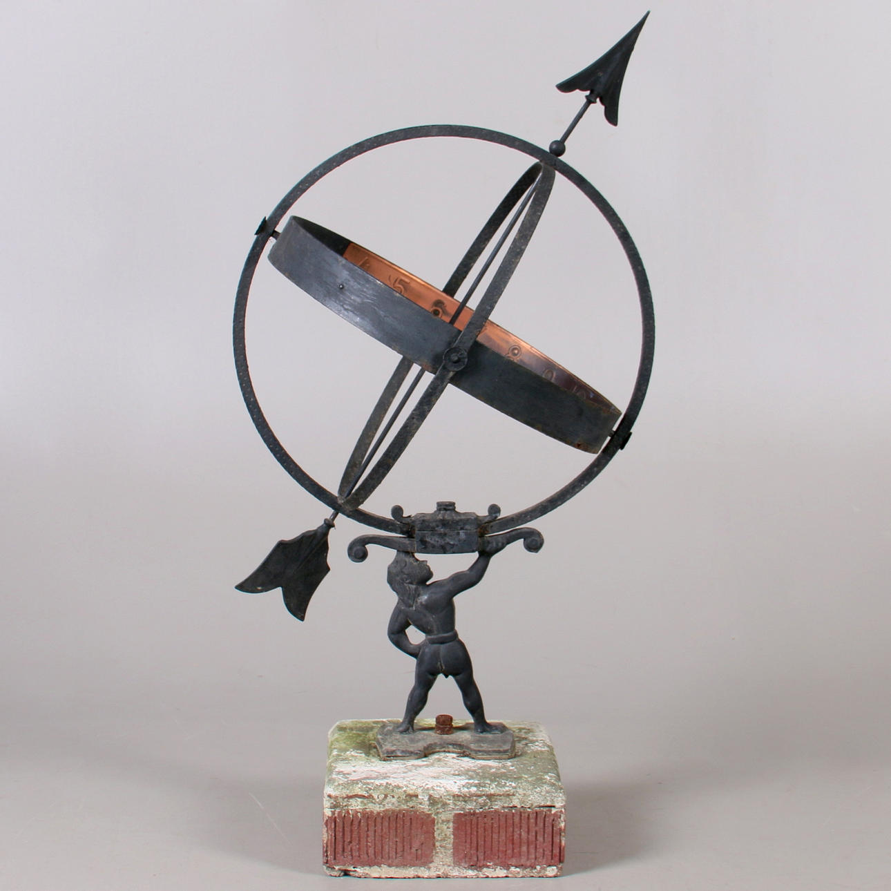 SOLUR, gjutjärn, omkring 1900-talets mitt.