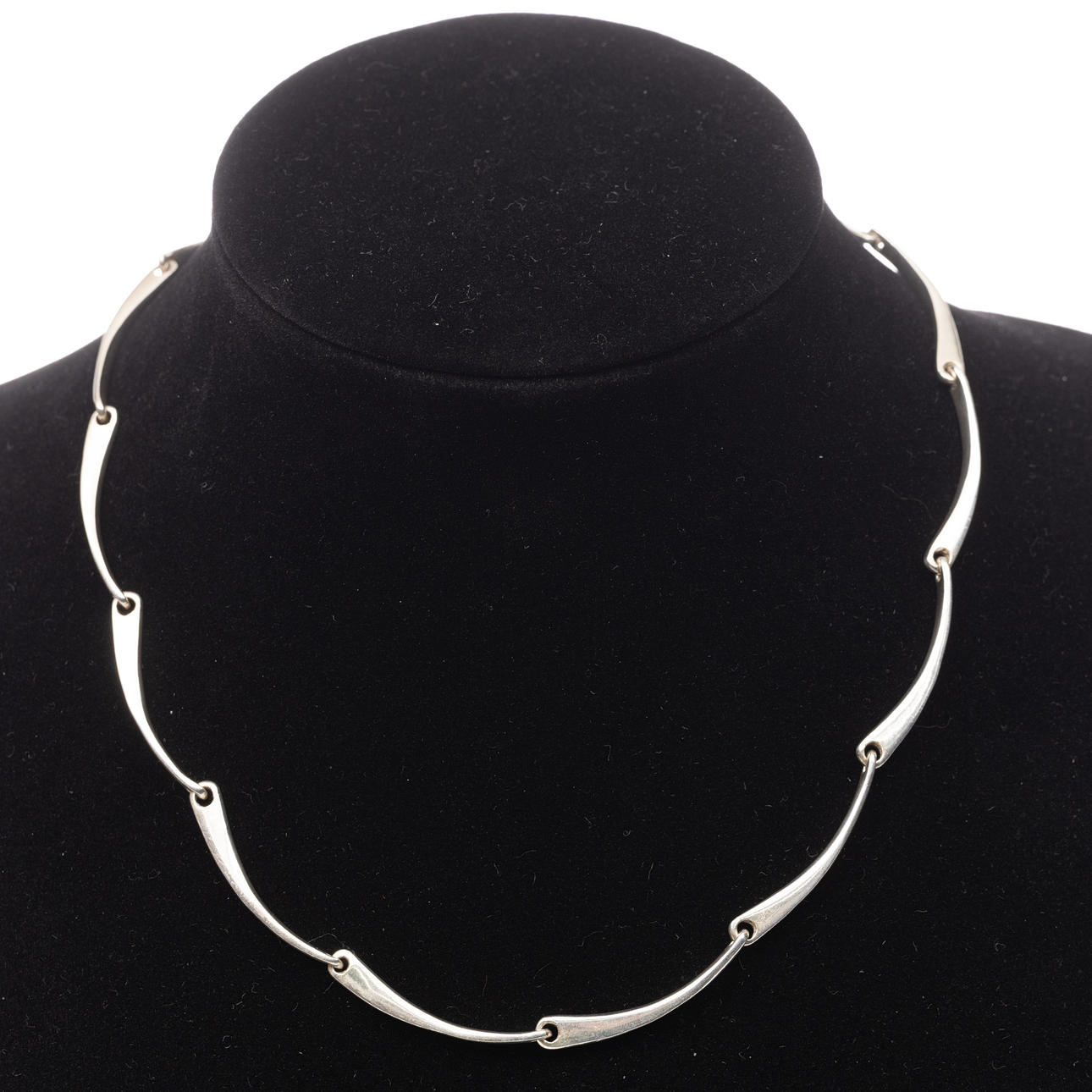 COLLIER, Sterling silver. Smycken & Ädelstenar - Collier - Auctionet