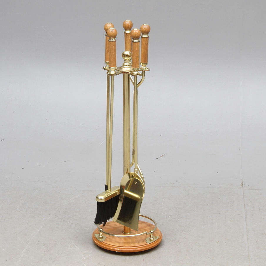 BRASSTÄLL, 5 delar, mässing, 1900-talets andra hälft.