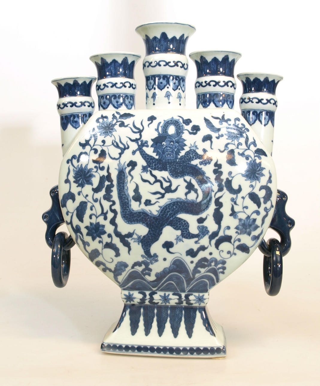 VAS, porslin, Kina, 1900-tal.