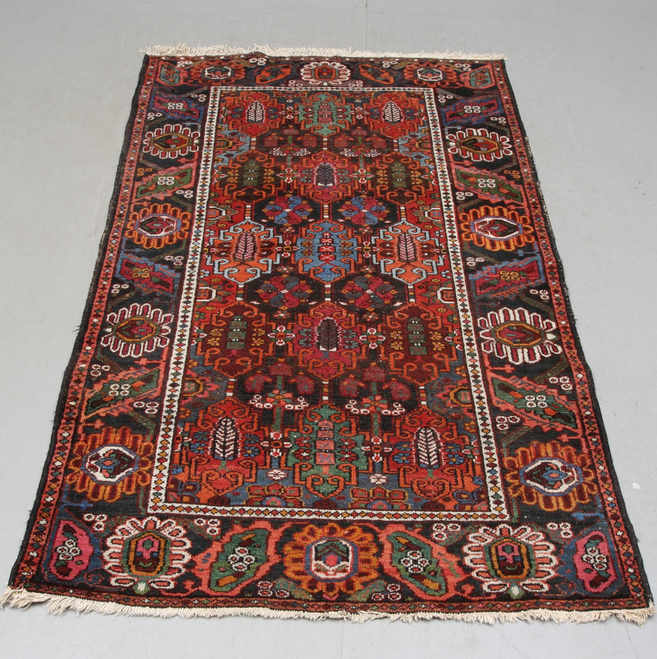 MATTA, orientalisk,ca 208 x 132 cm.