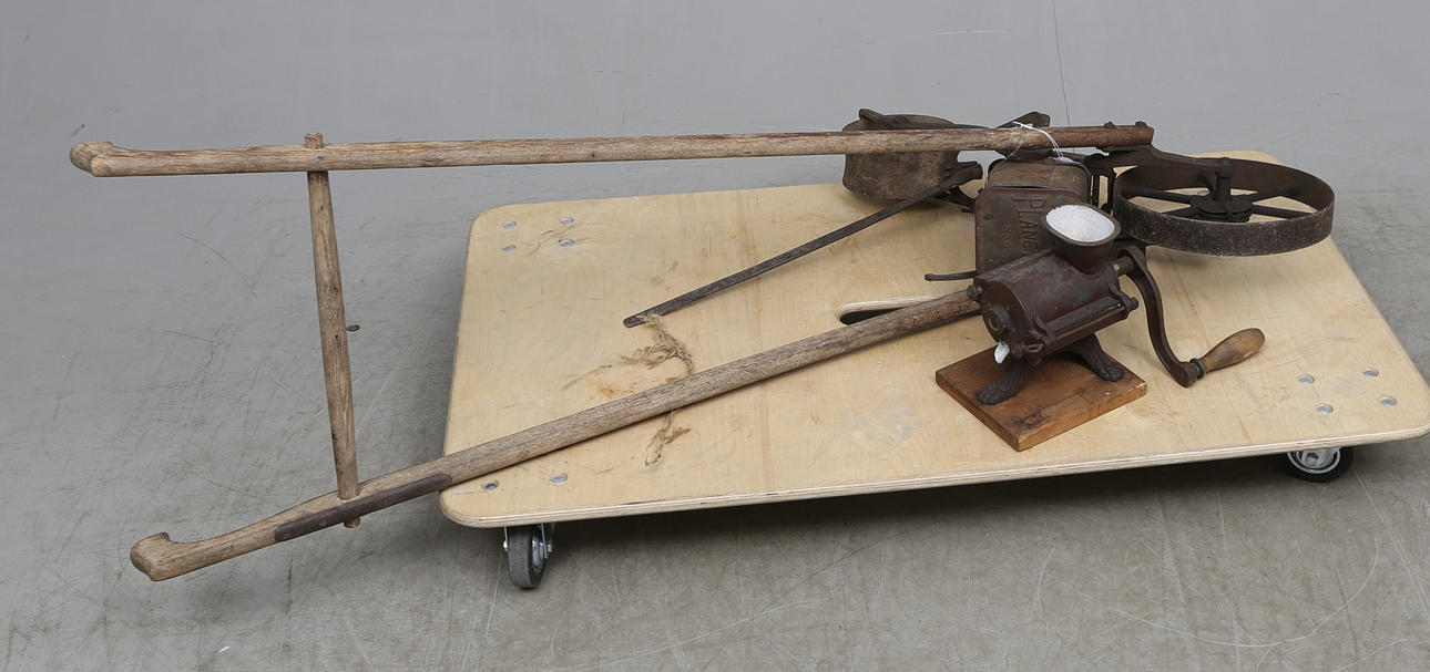 SÅMASKIN samt FRUKTKROSS, 1900-talets början.