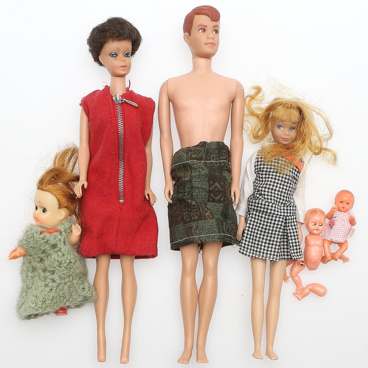 DOCKOR, 6 st, bland annat Ken och Barbie, med tillbehör, 1900-tal.