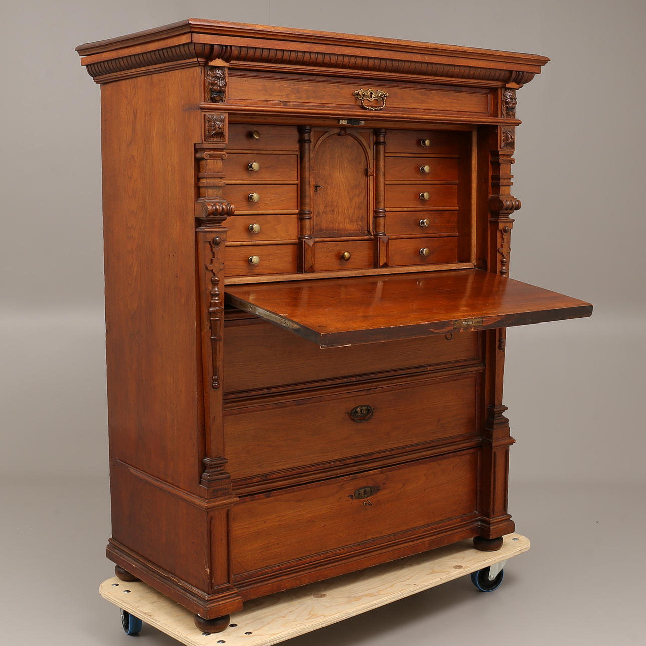 CHIFFONJE, ek, 1800-tal.