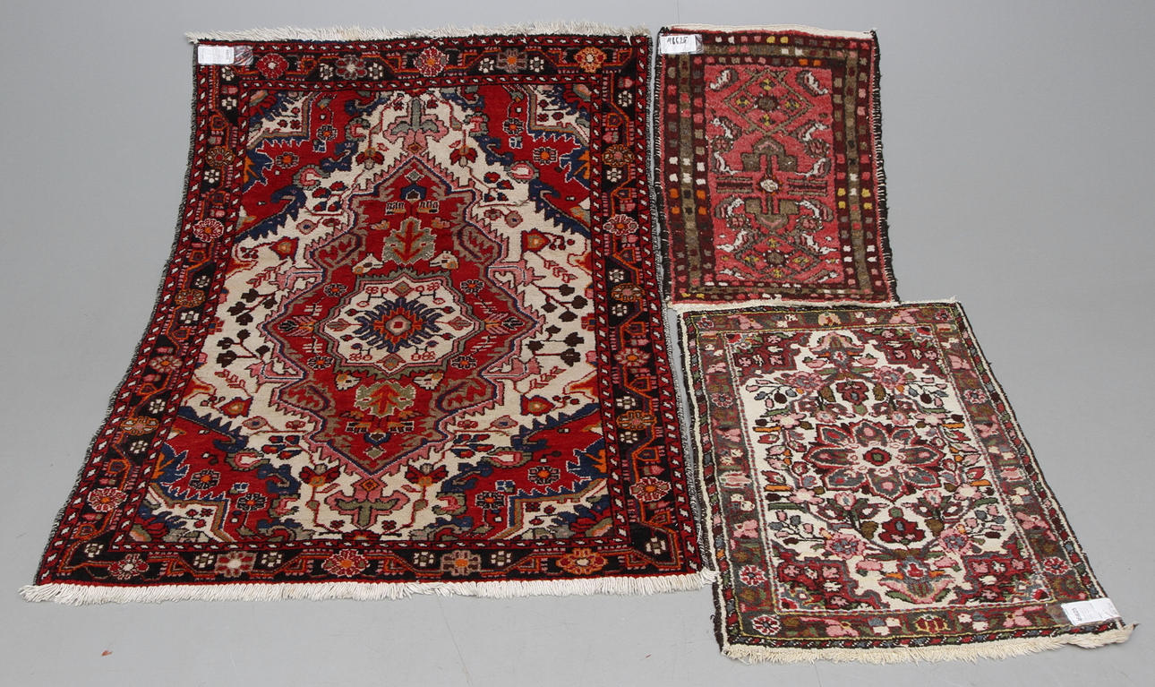 ORIENTMATTOR 3 st 148X110, 86X62, 76X50 cm.