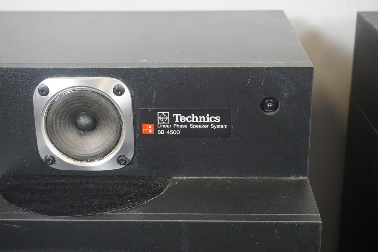 A pair of speakers. Technics SB-4500, Japan, 1970s. Collectables