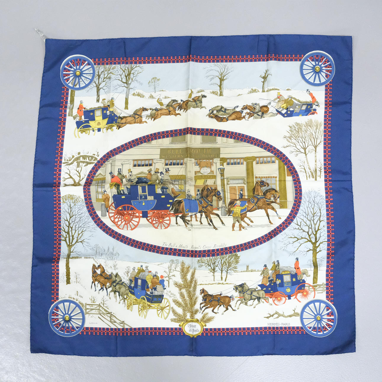 SCARF, HERMÈS, “L'HIVER EN POSTE”.
