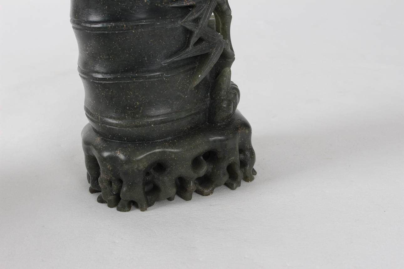 A Chinese green stone brush holder, 20th century. Art - Sculptures ...