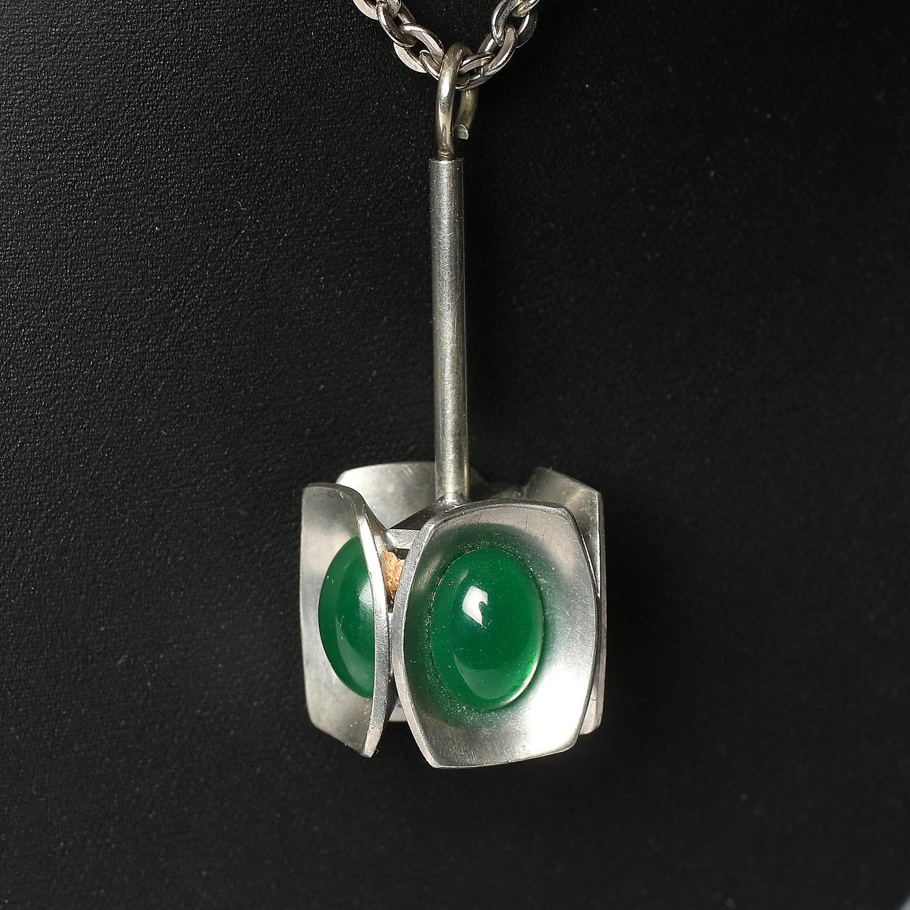 HÄNGE, tenn, Jörgen Jensen. 1970-tal.