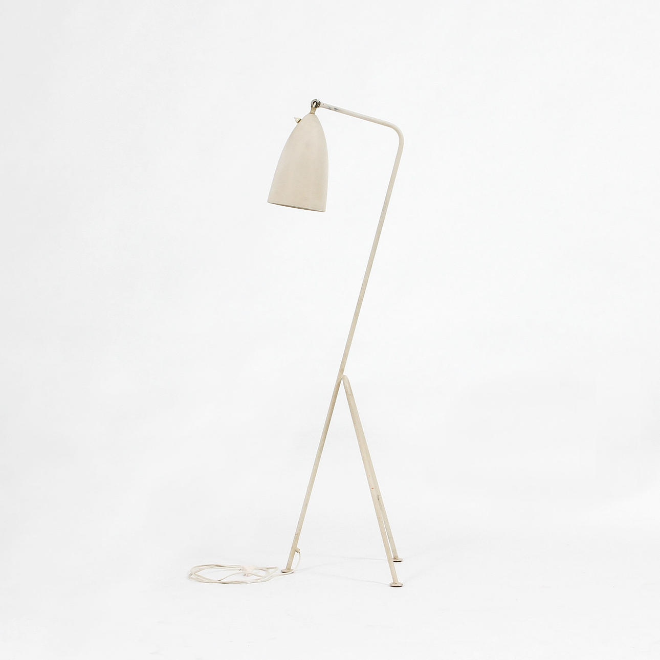 GRETA MAGNUSSON GROSSMAN. Golvarmatur "G-33", Bergboms Malmö 1950-tal.