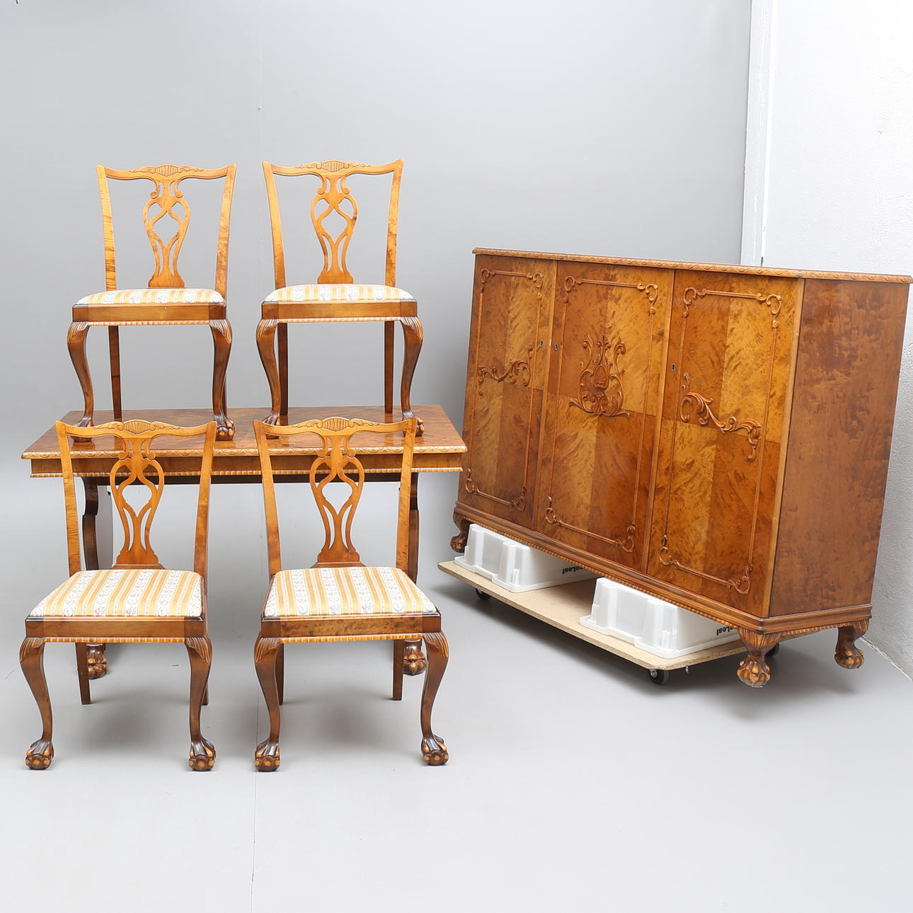 MATSALSMÖBEL, 6 delar, chippendalestil, 1900-tal.