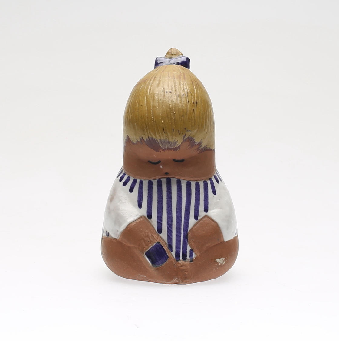 FIGURIN, stengods, "Johanna" ur serien Larsons Ungar, Lisa Larson, Gustavsberg.