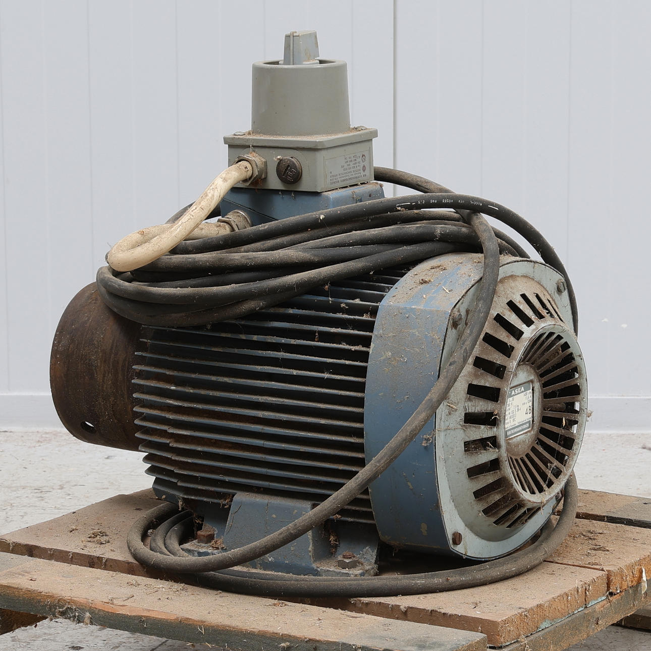 ELEKTRISK MOTOR, „ASEA“ Sverige, til slibemaskine.