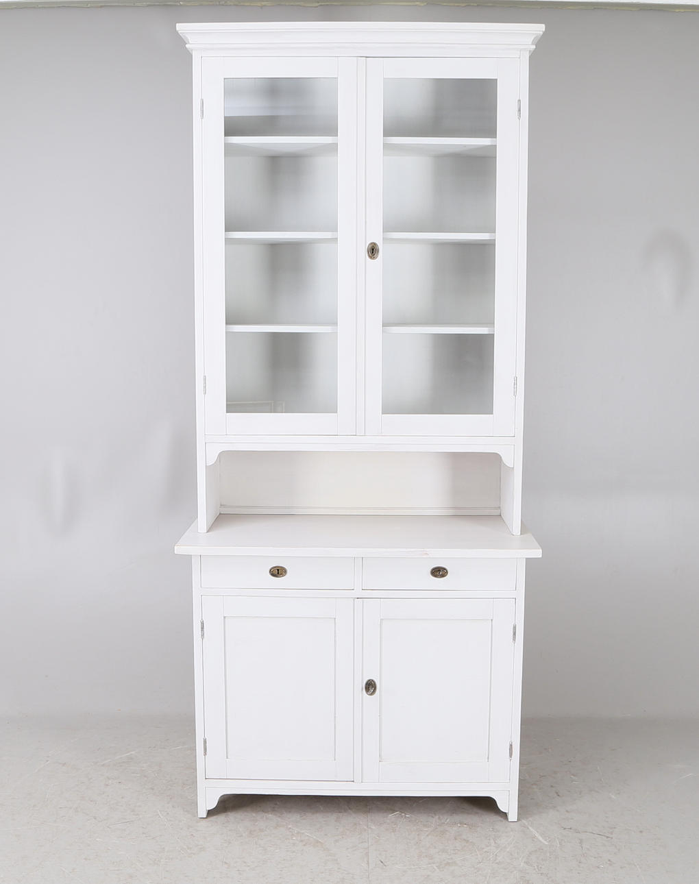 VITRINSKÅP, tidigt 1900-tal.