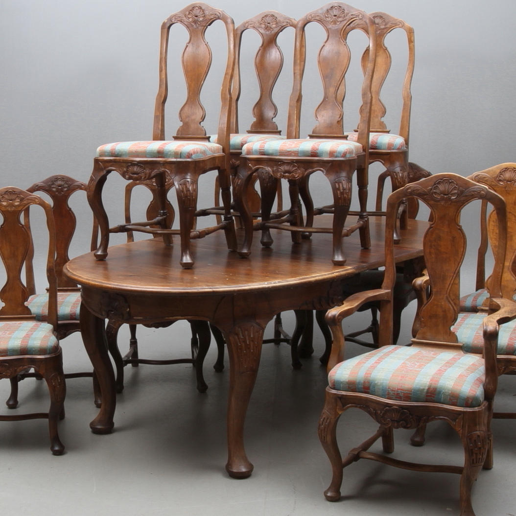 MATSALSGRUPP, 13 delar, rokokostil, Aktiebolaget Mobilia Malmö, 1900-talets första hälft.