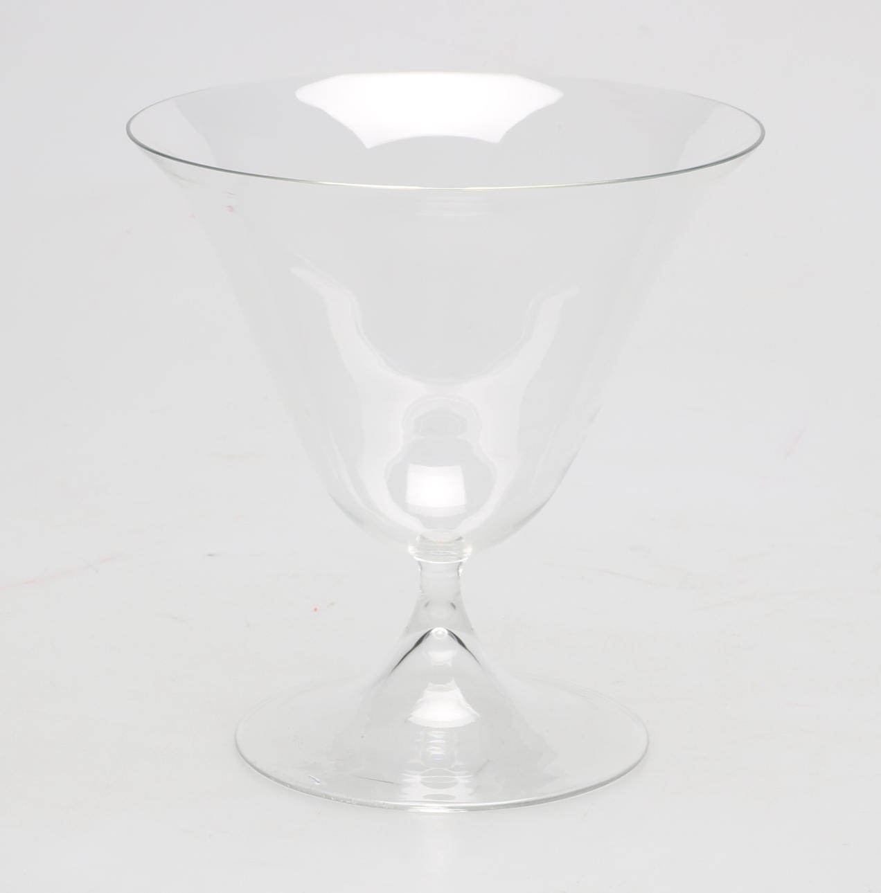 SIMON GATE, ORREFORS. POKAL, konstglas, daterad 1925.