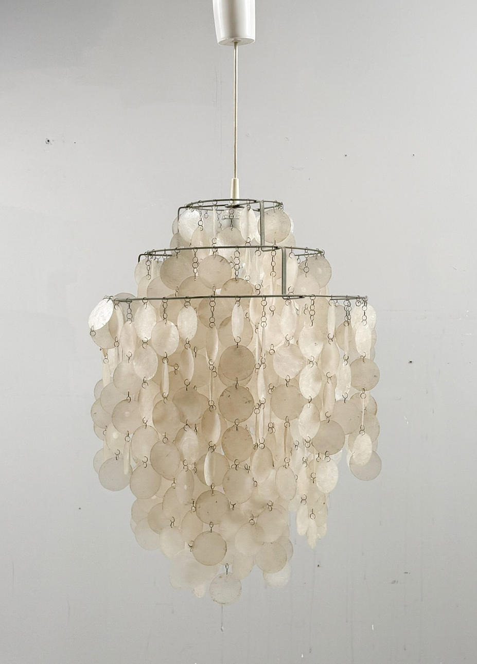 VERNER PANTON. pendant lamp/ceiling lamp, shell, model: 'Fun', 1960s.