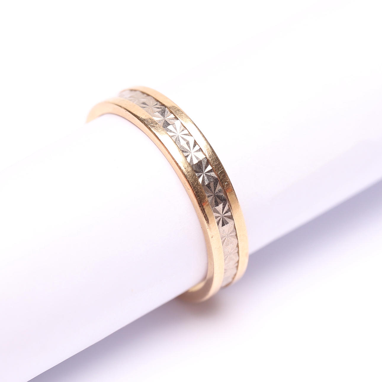 RING, 18K gold, weight approx 5.1gram.
