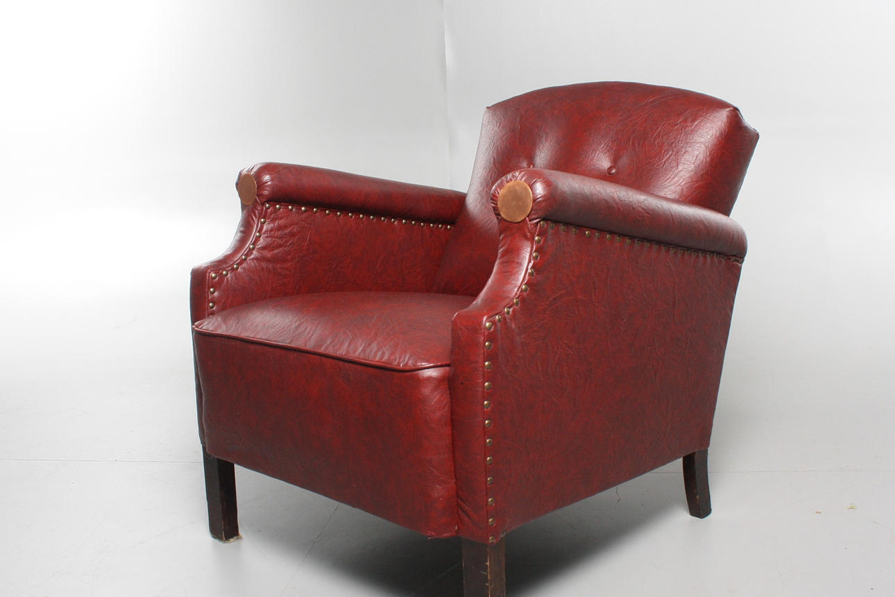 FÅTÖLJ, röd galon, 1900-tal.