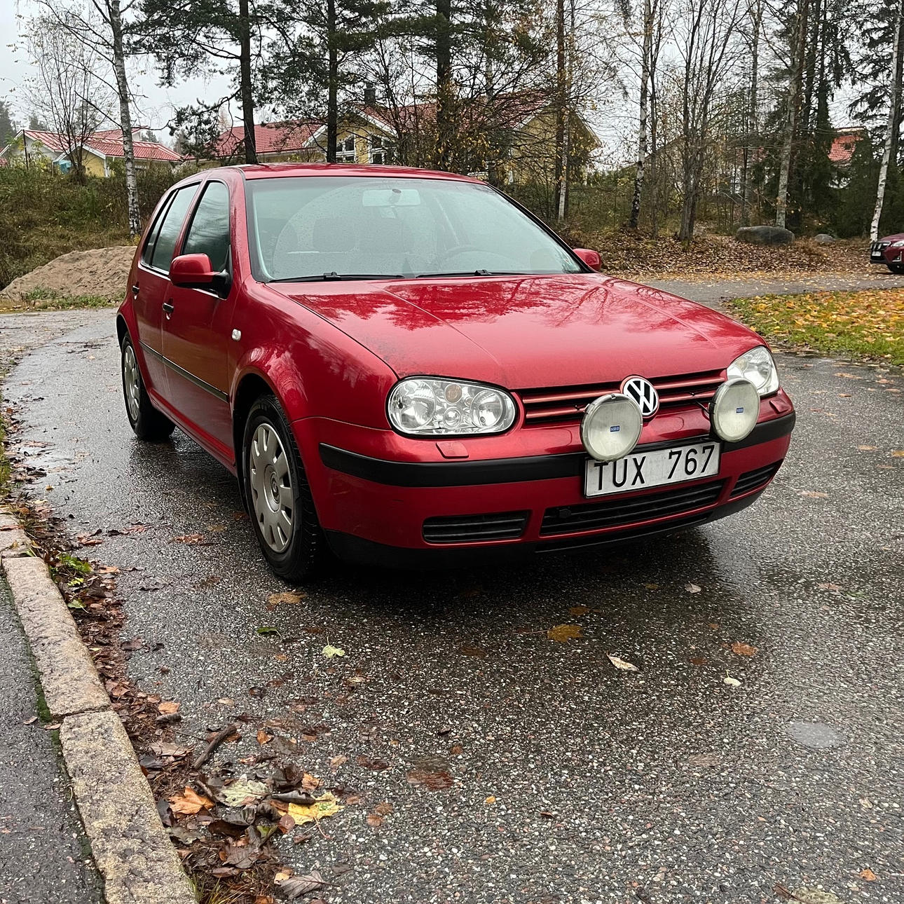 COCHE, Volkswagen Golf 4, 2003.