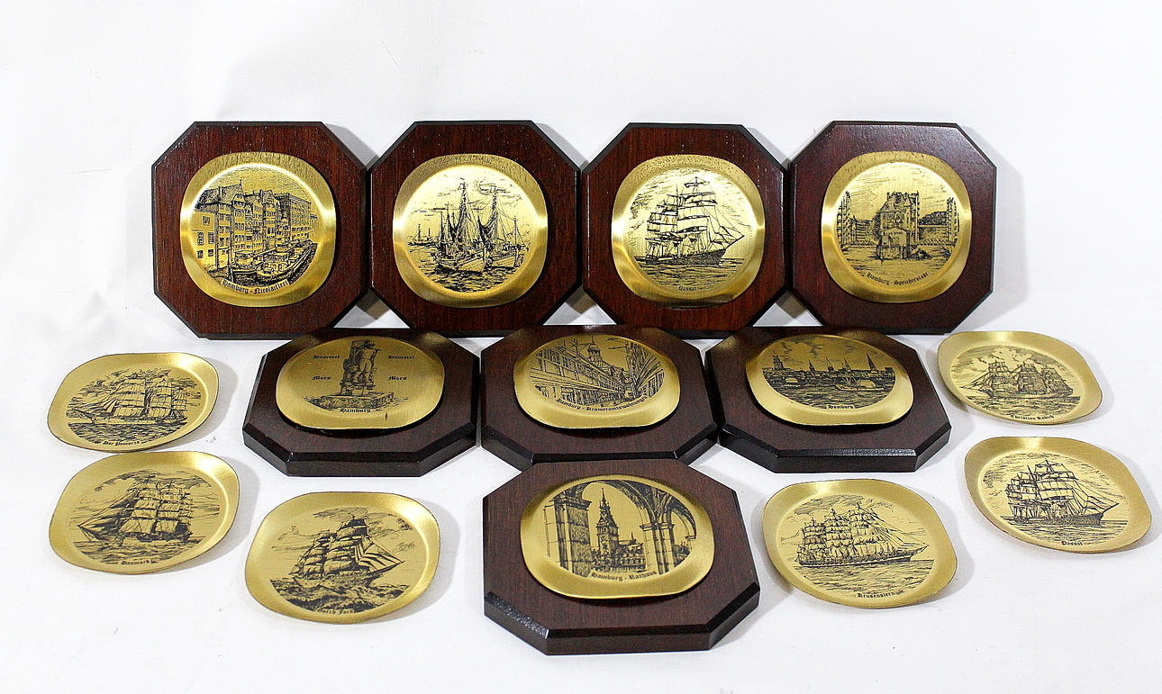 VÄGGDEKORATIONER, 14 st, mässing.