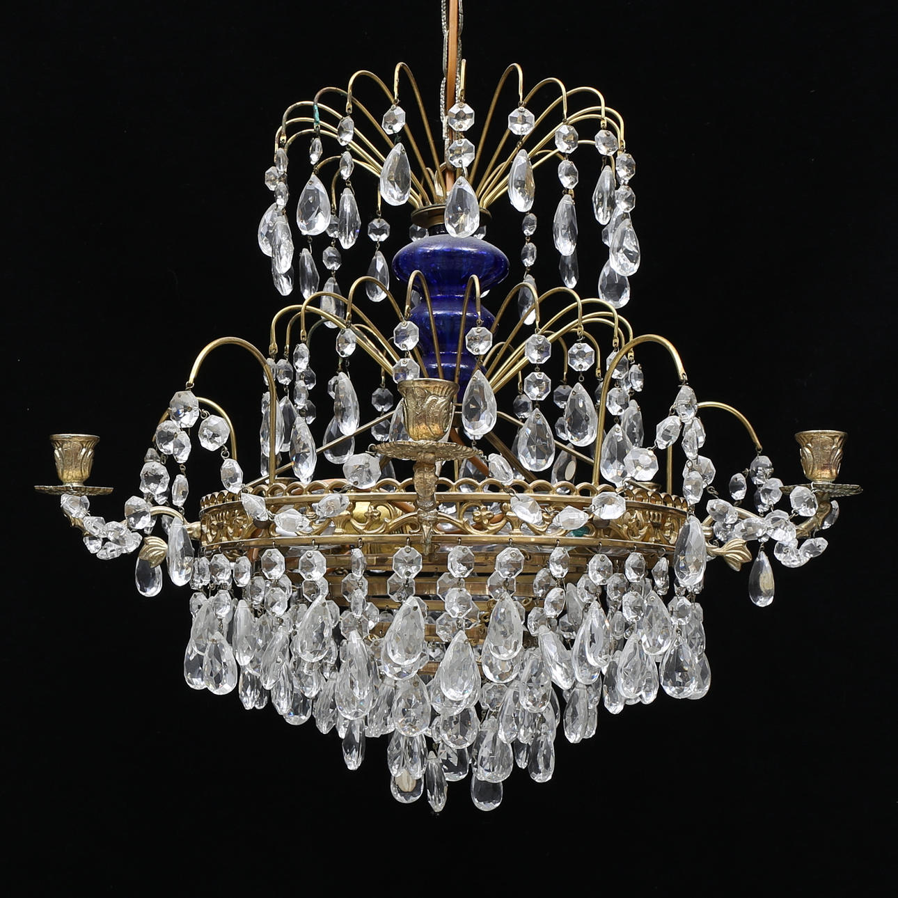 LJUSKRONA, höjd utan kedja 42 cm, 1900-talets andra hälft.