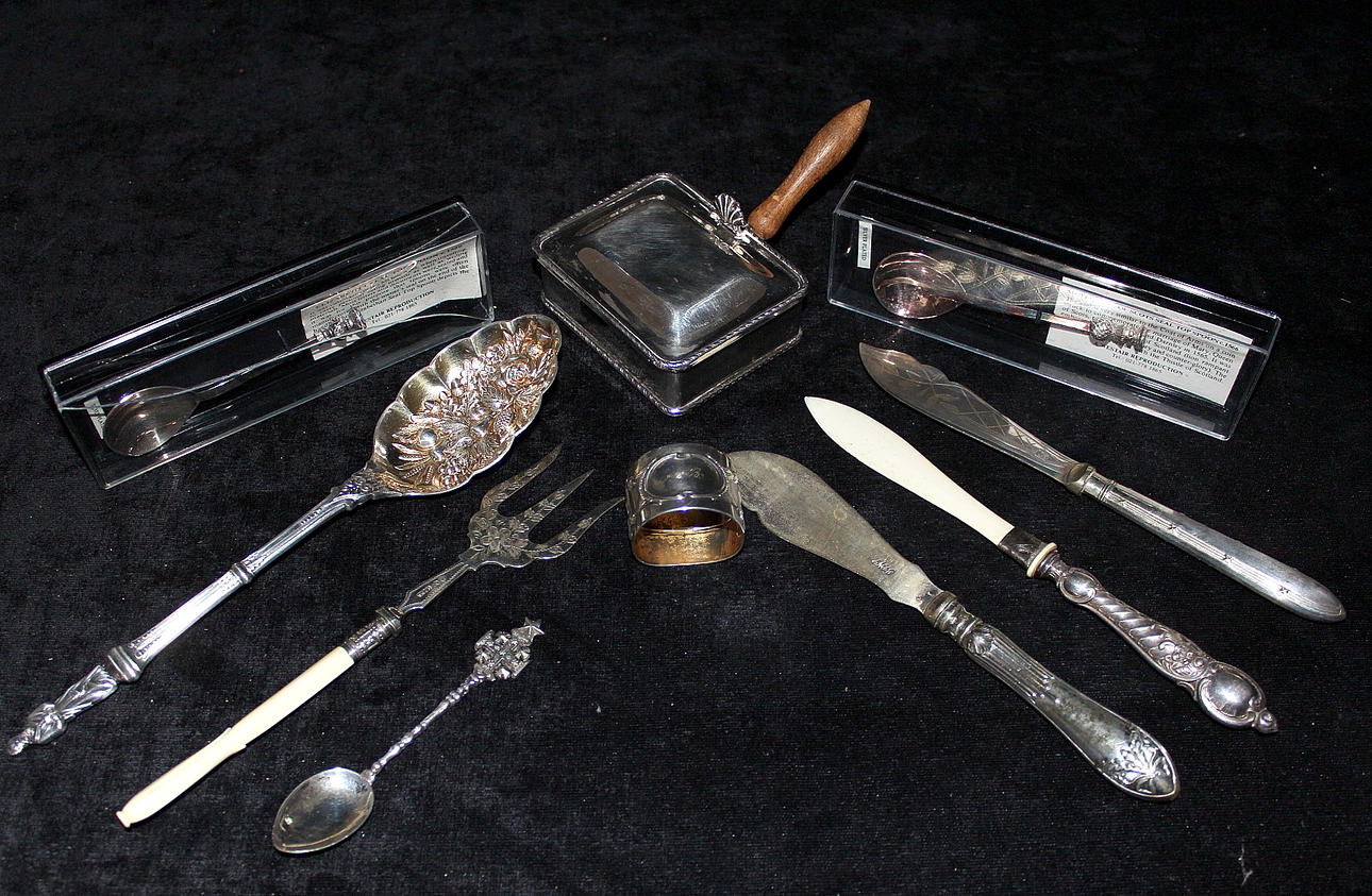 BESTICK, 9 delar, NS.