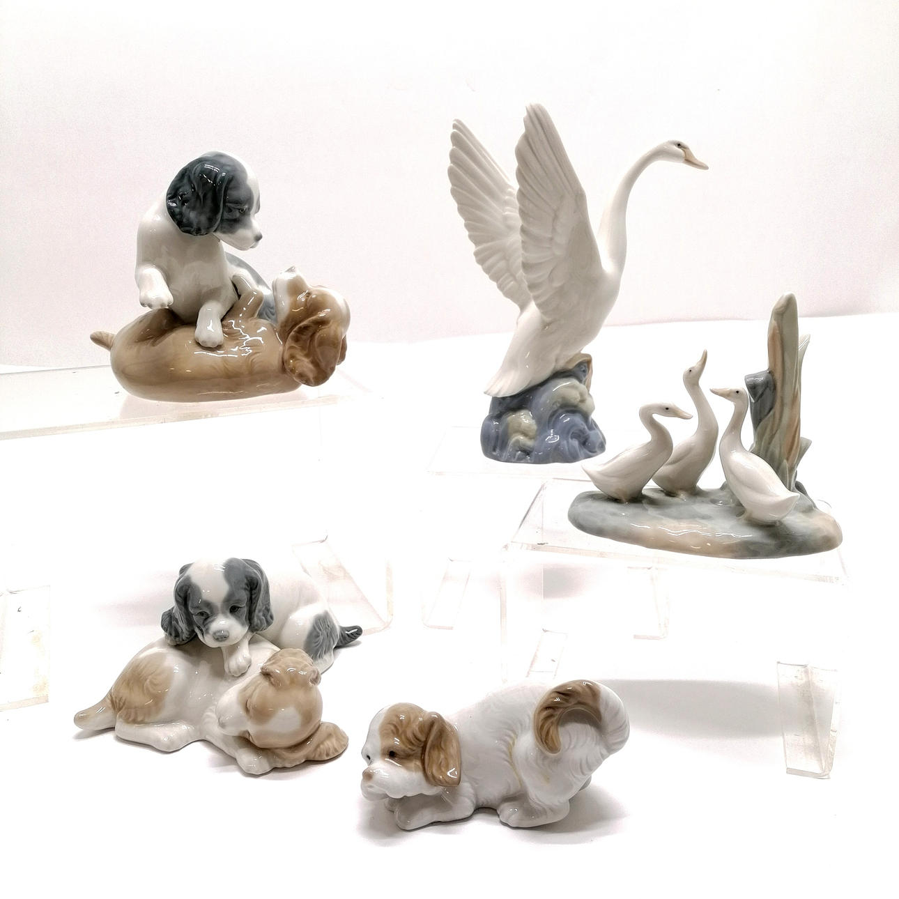 5 X NAO ANIMAL FIGURINES.